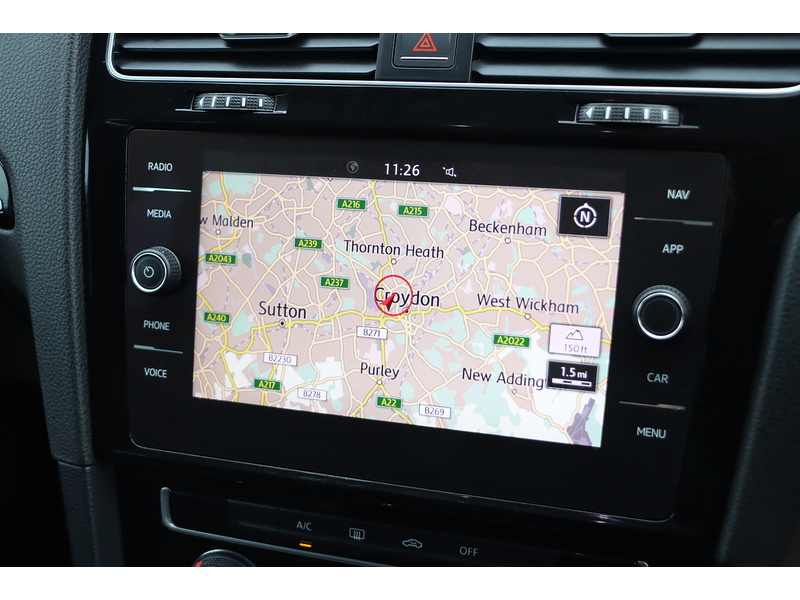 Volkswagen 1.5 TSI EVO GT HATCHBACK 5DR PETROL MANUAL SAT NAV BLUETOOTH DAB STEREO APPLE CARPLAY PARKING AIDS 2 OWNERS 78000 MILES FSH 8 SERVICES NO ULEZ CHARGE 72-74 Mitcham Road