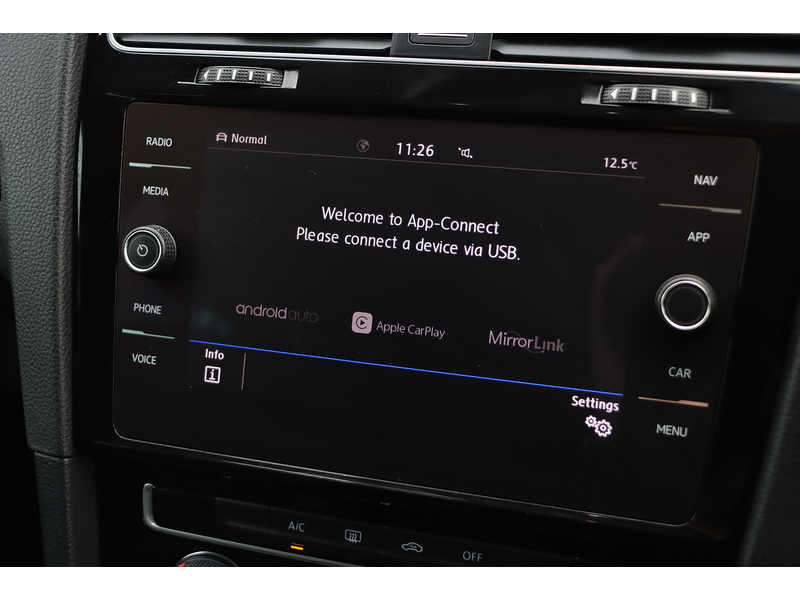 Volkswagen 1.5 TSI EVO GT HATCHBACK 5DR PETROL MANUAL SAT NAV BLUETOOTH DAB STEREO APPLE CARPLAY PARKING AIDS 2 OWNERS 78000 MILES FSH 8 SERVICES NO ULEZ CHARGE 72-74 Mitcham Road