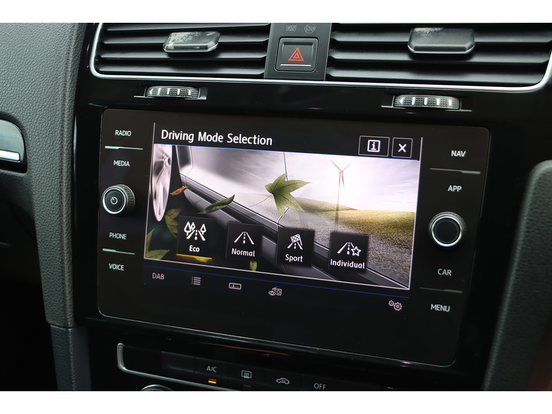 Volkswagen 1.5 TSI EVO GT HATCHBACK 5DR PETROL MANUAL SAT NAV BLUETOOTH DAB STEREO APPLE CARPLAY PARKING AIDS 2 OWNERS 78000 MILES FSH 8 SERVICES NO ULEZ CHARGE 72-74 Mitcham Road