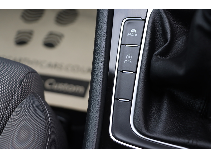 Volkswagen 1.5 TSI EVO GT HATCHBACK 5DR PETROL MANUAL SAT NAV BLUETOOTH DAB STEREO APPLE CARPLAY PARKING AIDS 2 OWNERS 78000 MILES FSH 8 SERVICES NO ULEZ CHARGE 72-74 Mitcham Road