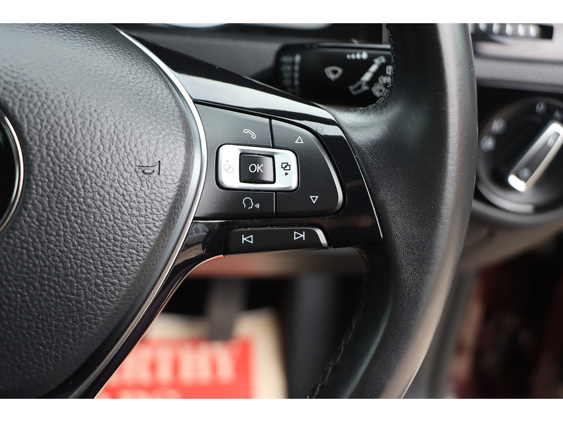 Volkswagen 1.5 TSI EVO GT HATCHBACK 5DR PETROL MANUAL SAT NAV BLUETOOTH DAB STEREO APPLE CARPLAY PARKING AIDS 2 OWNERS 78000 MILES FSH 8 SERVICES NO ULEZ CHARGE 72-74 Mitcham Road