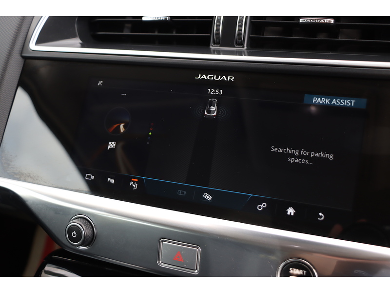 Jaguar 400 90KWH S SUV 5DR ELECTRIC 4WD AUTO SAT NAV BLUETOOTH DAB STEREO APPLE CARPLAY REAR CAMERA WITH PARKING AIDS ONLY 55000 MILES SH NO ULEZ CHARGE 72-74 Mitcham Road