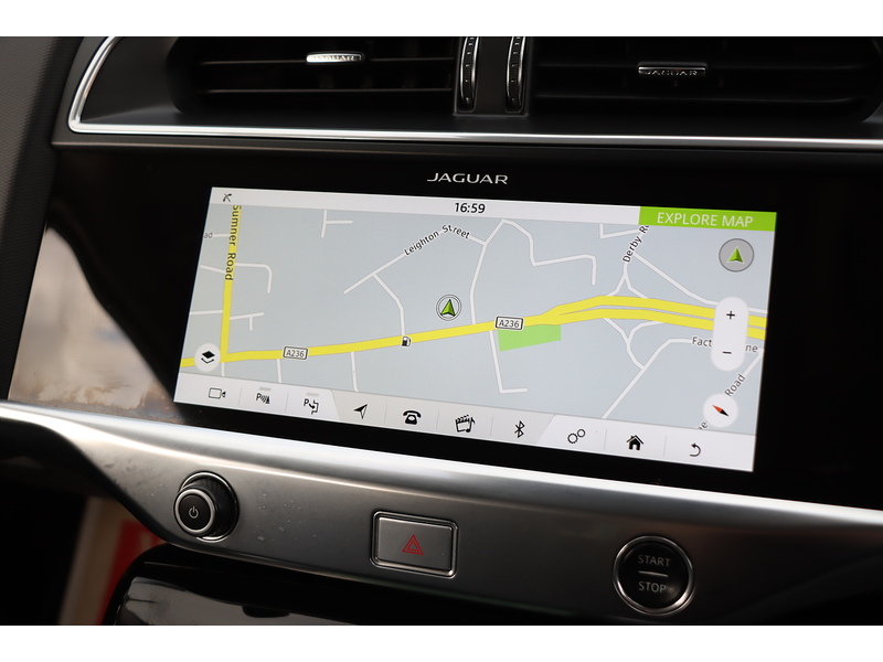 Jaguar 400 90KWH S SUV 5DR ELECTRIC 4WD AUTO HEATED SEATS SATNAV BLUETOOTH DAB RADIO APPLE CARPLAY REAR CAMERA PARKING AIDS JUST 2 OWNERS ONLY 67000 MILES SH 72-74 Mitcham Road