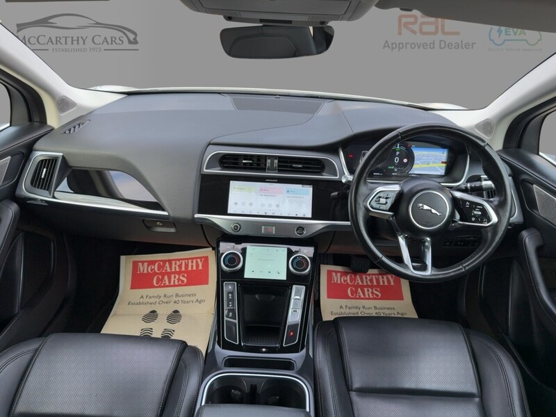 Jaguar 400 90KWH S SUV 5DR ELECTRIC 4WD AUTO HEATED SEATS SATNAV BLUETOOTH DAB RADIO APPLE CARPLAY REAR CAMERA PARKING AIDS JUST 2 OWNERS ONLY 67000 MILES SH 72-74 Mitcham Road