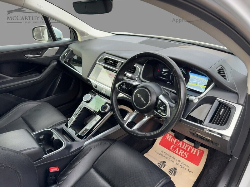 Jaguar 400 90KWH S SUV 5DR ELECTRIC 4WD AUTO HEATED SEATS SATNAV BLUETOOTH DAB RADIO APPLE CARPLAY REAR CAMERA PARKING AIDS JUST 2 OWNERS ONLY 67000 MILES SH 72-74 Mitcham Road