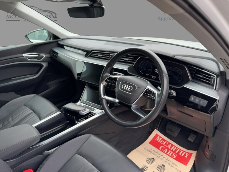 Audi 71.2KWH 50 TECHNIK SUV 5DR ELECTRIC QUATTRO AUTO HEATED SEATS SAT NAV STEREO APPLE CARPLAY REAR CAMERA PARKING AIDS JUST 2 OWNERS ONLY 27000 MILES SH 72-74 Mitcham Road