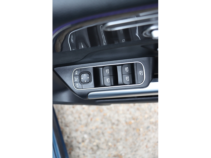 Mercedes-Benz B200 1.3 AMG LINE (PREMIUM PLUS) MPV 5DR PETROL 7G-DCT AUTO SUNROOF HEATED SEATS SAT NAV DAB STEREO REAR CAMERA PARKING AIDS 2 OWNERS 15000 MILES FSH 72-74 Mitcham Road