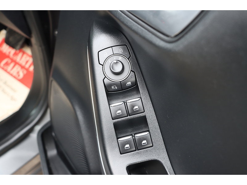 Ford 1.0T ECOBOOST MHEV ST-LINE X SUV 5DR PETROL HYBRID DCT AUTO HEATED SEATS SATNAV BLUETOOTH DAB RADIO APPLE CARPLAY PARKING AIDS 1 OWNER 42000 MILES FSH 72-74 Mitcham Road