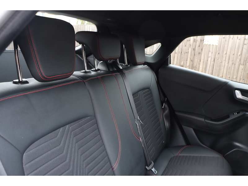 Ford 1.0T ECOBOOST MHEV ST-LINE X SUV 5DR PETROL HYBRID DCT AUTO HEATED SEATS SATNAV BLUETOOTH DAB RADIO APPLE CARPLAY PARKING AIDS 1 OWNER 42000 MILES FSH 72-74 Mitcham Road