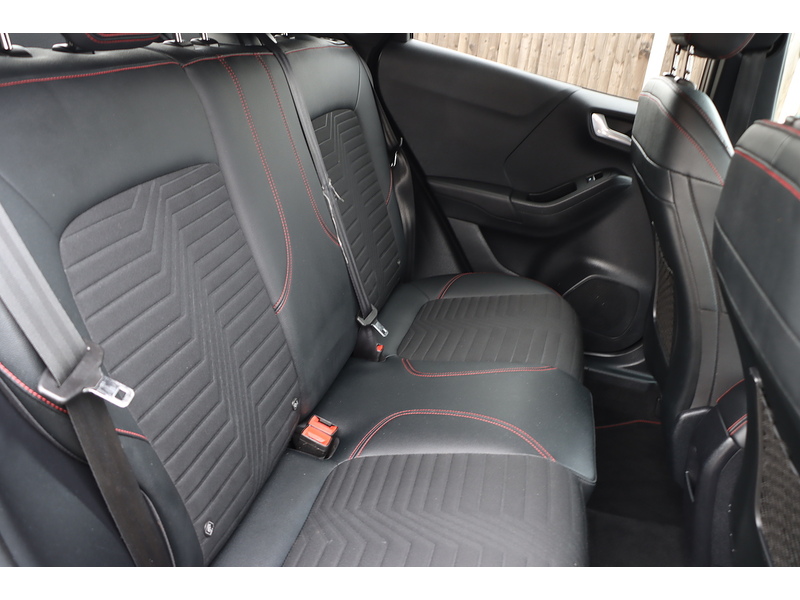 Ford 1.0T ECOBOOST MHEV ST-LINE X SUV 5DR PETROL HYBRID DCT AUTO HEATED SEATS SATNAV BLUETOOTH DAB RADIO APPLE CARPLAY PARKING AIDS 1 OWNER 42000 MILES FSH 72-74 Mitcham Road