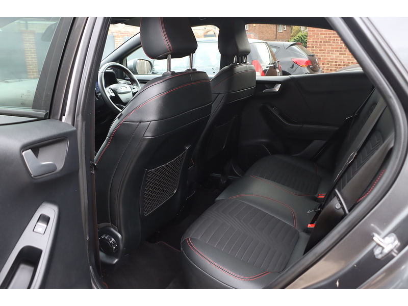 Ford 1.0T ECOBOOST MHEV ST-LINE X SUV 5DR PETROL HYBRID DCT AUTO HEATED SEATS SATNAV BLUETOOTH DAB RADIO APPLE CARPLAY PARKING AIDS 1 OWNER 42000 MILES FSH 72-74 Mitcham Road