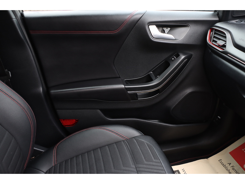 Ford 1.0T ECOBOOST MHEV ST-LINE X SUV 5DR PETROL HYBRID DCT AUTO HEATED SEATS SATNAV BLUETOOTH DAB RADIO APPLE CARPLAY PARKING AIDS 1 OWNER 42000 MILES FSH 72-74 Mitcham Road