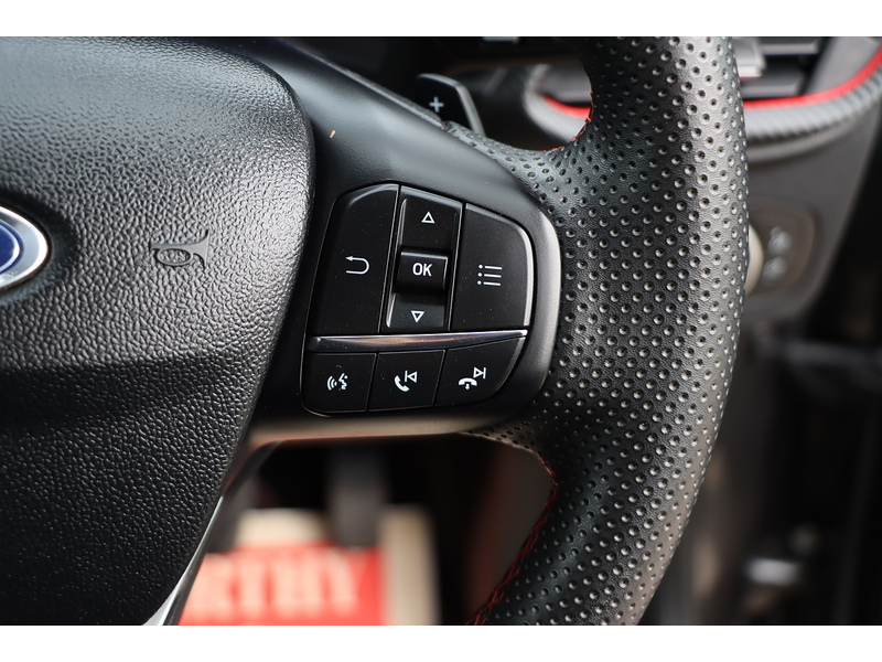 Ford 1.0T ECOBOOST MHEV ST-LINE X SUV 5DR PETROL HYBRID DCT AUTO HEATED SEATS SATNAV BLUETOOTH DAB RADIO APPLE CARPLAY PARKING AIDS 1 OWNER 42000 MILES FSH 72-74 Mitcham Road