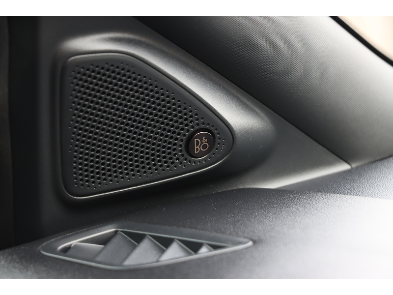 Ford 1.0T ECOBOOST MHEV ST-LINE X SUV 5DR PETROL HYBRID DCT AUTO HEATED SEATS SATNAV BLUETOOTH DAB RADIO APPLE CARPLAY PARKING AIDS 1 OWNER 42000 MILES FSH 72-74 Mitcham Road