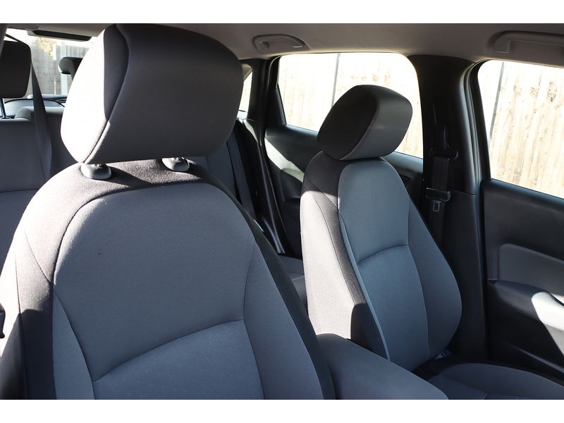 Honda 1.5 H I-MMD SE HATCHBACK 5DR PETROL HYBRID ECVT AUTO BLUETOOTH DAB STEREO USB INPUT AIR CON JUST 1 OWNER FROM NEW ONLY 43000 MILES SH NO ULEZ CHARGE 72-74 Mitcham Road