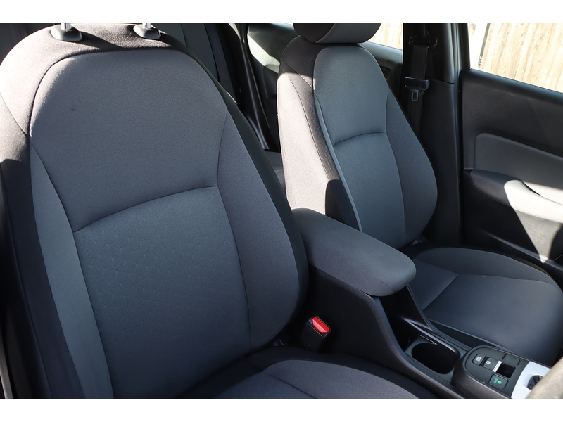 Honda 1.5 H I-MMD SE HATCHBACK 5DR PETROL HYBRID ECVT AUTO BLUETOOTH DAB STEREO USB INPUT AIR CON JUST 1 OWNER FROM NEW ONLY 43000 MILES SH NO ULEZ CHARGE 72-74 Mitcham Road