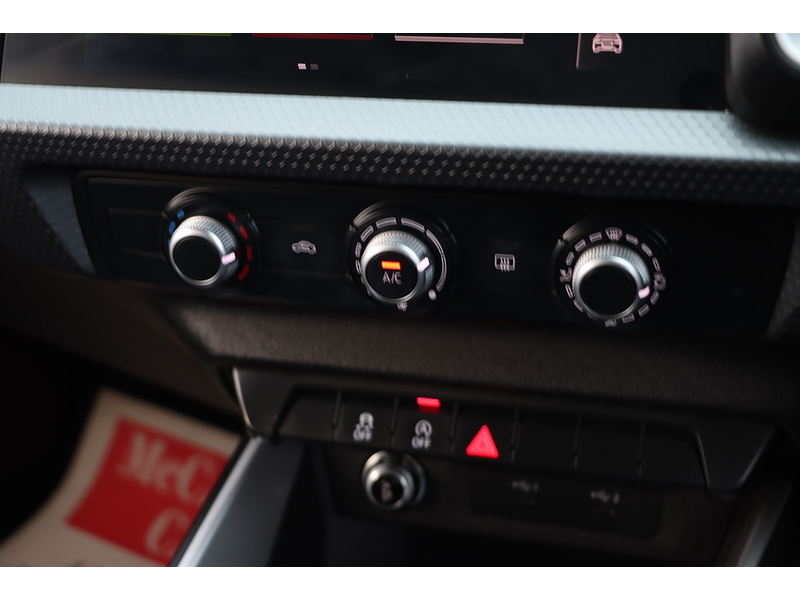 Audi 1.0 TFSI 25 SPORT SPORTBACK 5DR PETROL S TRONIC AUTO SATNAV BLUETOOTH DAB STEREO APPLE CARPLAY PARKING AIDS JUST 1 OWNER 70000 MILES SH NO ULEZ CHARGE 72-74 Mitcham Road