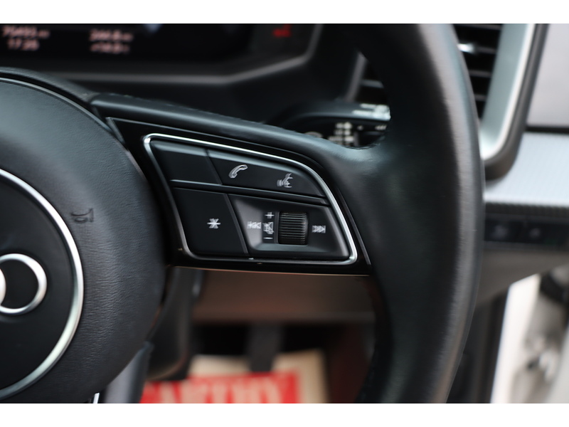 Audi 1.0 TFSI 25 SPORT SPORTBACK 5DR PETROL S TRONIC AUTO SATNAV BLUETOOTH DAB STEREO APPLE CARPLAY PARKING AIDS JUST 1 OWNER 70000 MILES SH NO ULEZ CHARGE 72-74 Mitcham Road