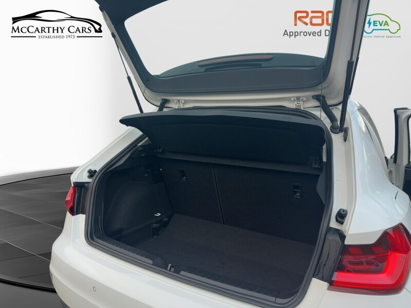 Audi 1.0 TFSI 25 SPORT SPORTBACK 5DR PETROL S TRONIC AUTO SATNAV BLUETOOTH DAB STEREO APPLE CARPLAY PARKING AIDS JUST 1 OWNER 70000 MILES SH NO ULEZ CHARGE 72-74 Mitcham Road