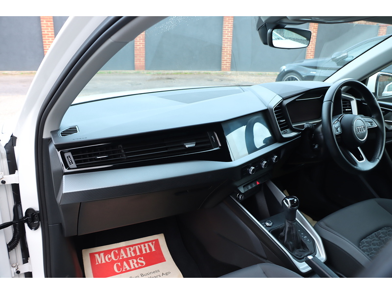 Audi 1.0 TFSI 25 SPORT SPORTBACK 5DR PETROL S TRONIC AUTO SATNAV BLUETOOTH DAB STEREO APPLE CARPLAY PARKING AIDS JUST 1 OWNER 70000 MILES SH NO ULEZ CHARGE 72-74 Mitcham Road