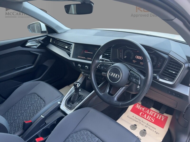 Audi 1.0 TFSI 25 SPORT SPORTBACK 5DR PETROL S TRONIC AUTO SATNAV BLUETOOTH DAB STEREO APPLE CARPLAY PARKING AIDS JUST 1 OWNER 70000 MILES SH NO ULEZ CHARGE 72-74 Mitcham Road