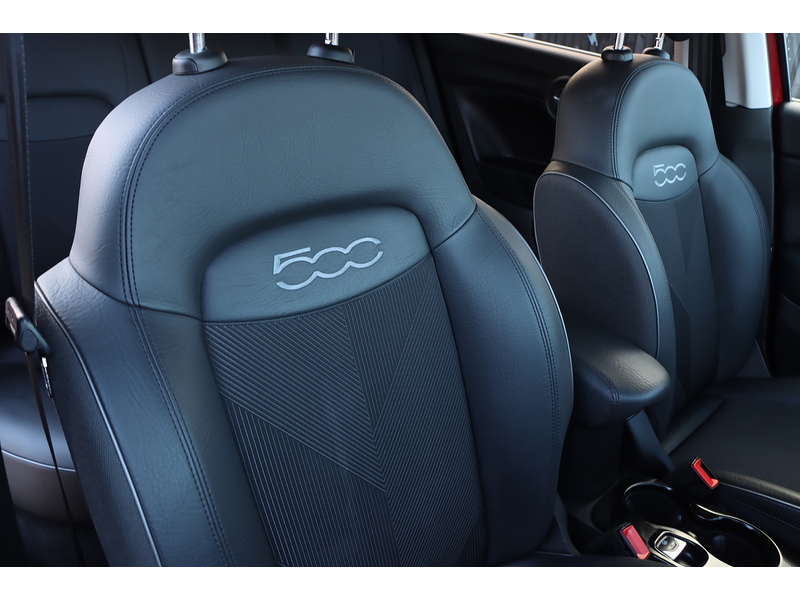 Fiat 1.0 FIREFLY TURBO MULTIAIR CROSS PLUS SUV 5DR PETROL MANUAL SAT NAV DAB STEREO APPLE CARPLAY REAR CAMERA PARKING AIDS ONLY 19000 MILES FSH 6 SERVICES 72-74 Mitcham Road