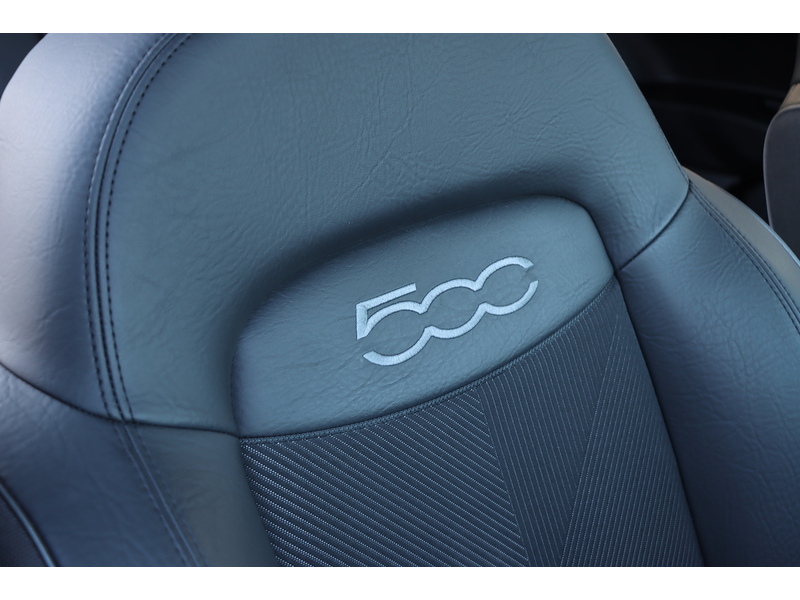 Fiat 1.0 FIREFLY TURBO MULTIAIR CROSS PLUS SUV 5DR PETROL MANUAL SAT NAV DAB STEREO APPLE CARPLAY REAR CAMERA PARKING AIDS ONLY 19000 MILES FSH 6 SERVICES 72-74 Mitcham Road