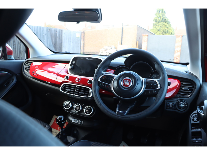 Fiat 1.0 FIREFLY TURBO MULTIAIR CROSS PLUS SUV 5DR PETROL MANUAL SAT NAV DAB STEREO APPLE CARPLAY REAR CAMERA PARKING AIDS ONLY 19000 MILES FSH 6 SERVICES 72-74 Mitcham Road