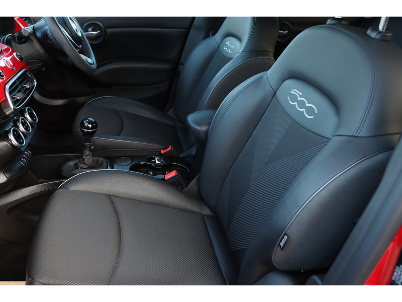 Fiat 1.0 FIREFLY TURBO MULTIAIR CROSS PLUS SUV 5DR PETROL MANUAL SAT NAV DAB STEREO APPLE CARPLAY REAR CAMERA PARKING AIDS ONLY 19000 MILES FSH 6 SERVICES 72-74 Mitcham Road