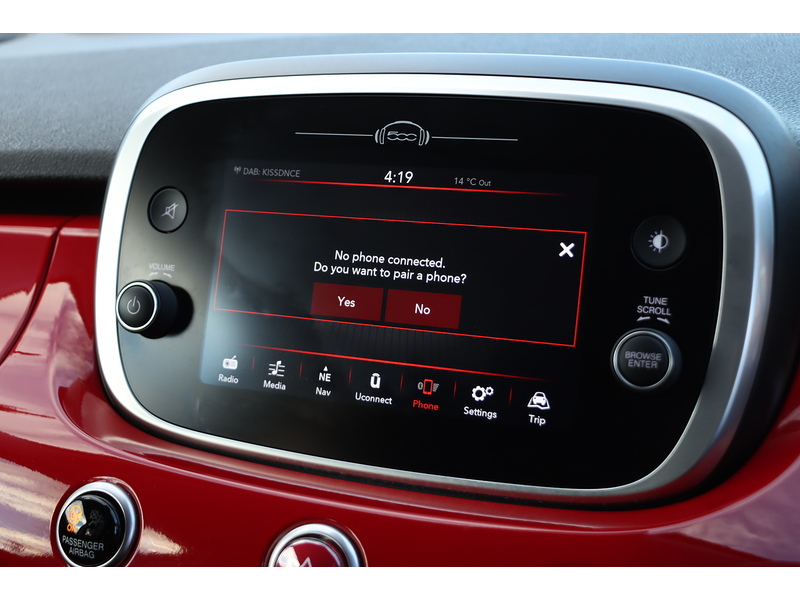 Fiat 1.0 FIREFLY TURBO MULTIAIR CROSS PLUS SUV 5DR PETROL MANUAL SAT NAV DAB STEREO APPLE CARPLAY REAR CAMERA PARKING AIDS ONLY 19000 MILES FSH 6 SERVICES 72-74 Mitcham Road