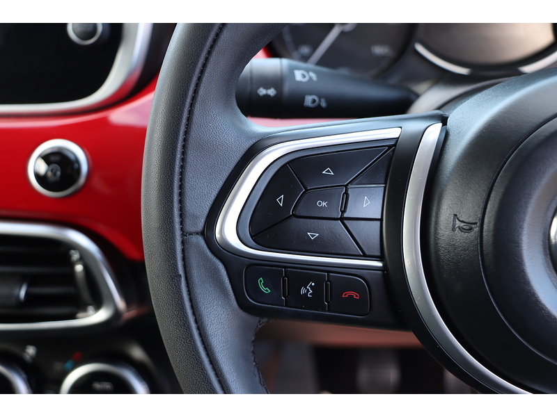 Fiat 1.0 FIREFLY TURBO MULTIAIR CROSS PLUS SUV 5DR PETROL MANUAL SAT NAV DAB STEREO APPLE CARPLAY REAR CAMERA PARKING AIDS ONLY 19000 MILES FSH 6 SERVICES 72-74 Mitcham Road