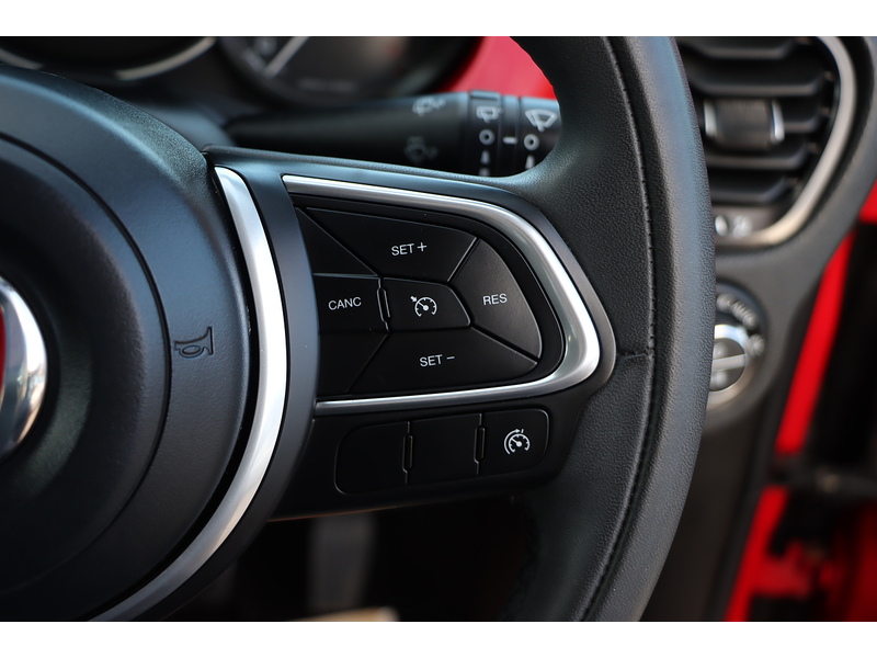 Fiat 1.0 FIREFLY TURBO MULTIAIR CROSS PLUS SUV 5DR PETROL MANUAL SAT NAV DAB STEREO APPLE CARPLAY REAR CAMERA PARKING AIDS ONLY 19000 MILES FSH 6 SERVICES 72-74 Mitcham Road