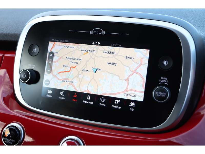 Fiat 1.0 FIREFLY TURBO MULTIAIR CROSS PLUS SUV 5DR PETROL MANUAL SAT NAV DAB STEREO APPLE CARPLAY REAR CAMERA PARKING AIDS ONLY 19000 MILES FSH 6 SERVICES 72-74 Mitcham Road