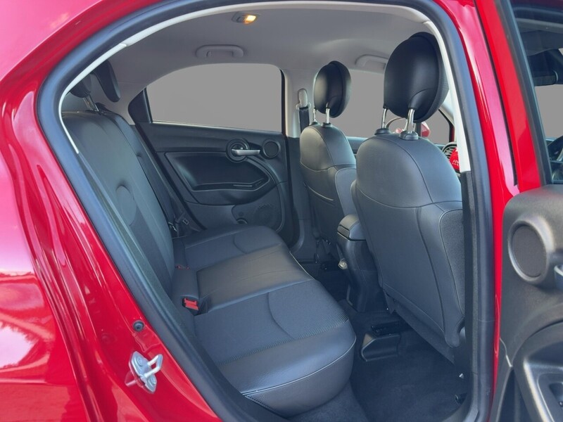 Fiat 1.0 FIREFLY TURBO MULTIAIR CROSS PLUS SUV 5DR PETROL MANUAL SAT NAV DAB STEREO APPLE CARPLAY REAR CAMERA PARKING AIDS ONLY 19000 MILES FSH 6 SERVICES 72-74 Mitcham Road