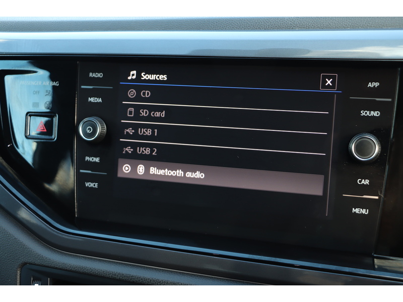 Volkswagen 1.0 TSI GPF R-LINE HATCHBACK 5DR PETROL DSG AUTO SAT NAV BLUETOOTH DAB STEREO USB INPUT APPLE CARPLAY PARKING AIDS ONLY 30000 MILES SH NO ULEZ CHARGE 72-74 Mitcham Road