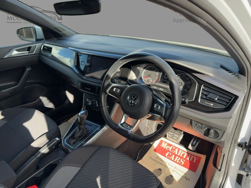 Volkswagen 1.0 TSI GPF R-LINE HATCHBACK 5DR PETROL DSG AUTO SAT NAV BLUETOOTH DAB STEREO USB INPUT APPLE CARPLAY PARKING AIDS ONLY 30000 MILES SH NO ULEZ CHARGE 72-74 Mitcham Road