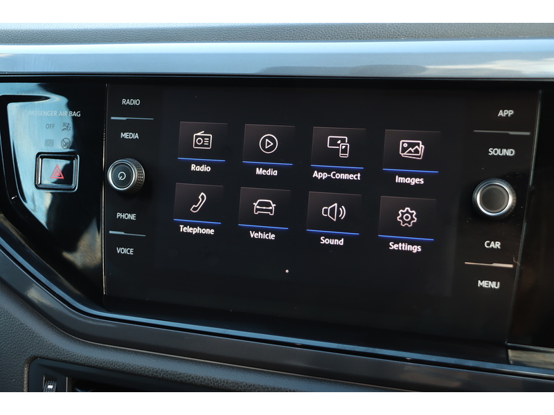 Volkswagen 1.0 TSI GPF R-LINE HATCHBACK 5DR PETROL DSG AUTO SAT NAV BLUETOOTH DAB STEREO USB INPUT APPLE CARPLAY PARKING AIDS ONLY 30000 MILES SH NO ULEZ CHARGE 72-74 Mitcham Road