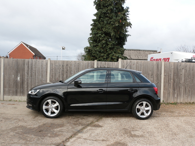 Audi 1.0 TFSI SPORT SPORTBACK 5DR PETROL S TRONIC AUTO BLUETOOTH DAB STEREO CD PAYER PARKING AIDS JUST 2 OWNERS SAME OWNER FOR 3 YEARS ONLY 21000 MILES SH 72-74 Mitcham Road