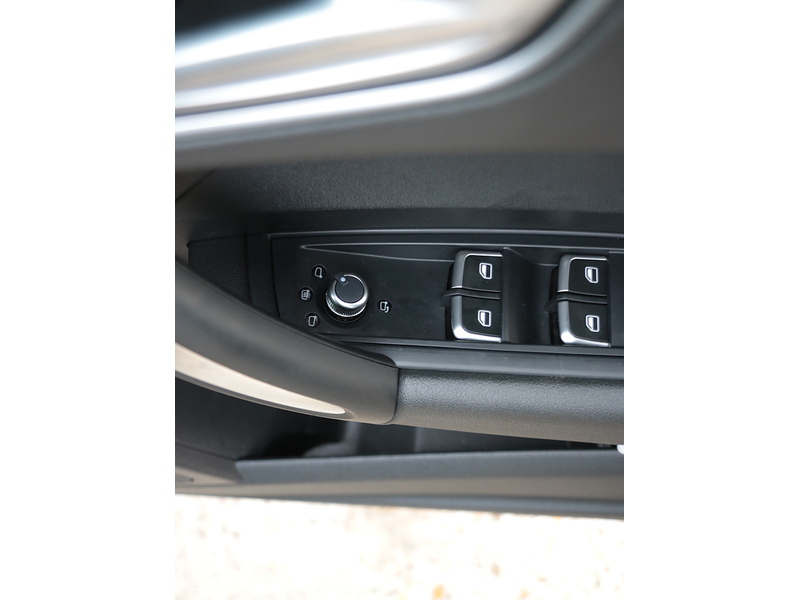 Audi 1.0 TFSI SPORT SPORTBACK 5DR PETROL S TRONIC AUTO BLUETOOTH DAB STEREO CD PAYER PARKING AIDS JUST 2 OWNERS SAME OWNER FOR 3 YEARS ONLY 21000 MILES SH 72-74 Mitcham Road