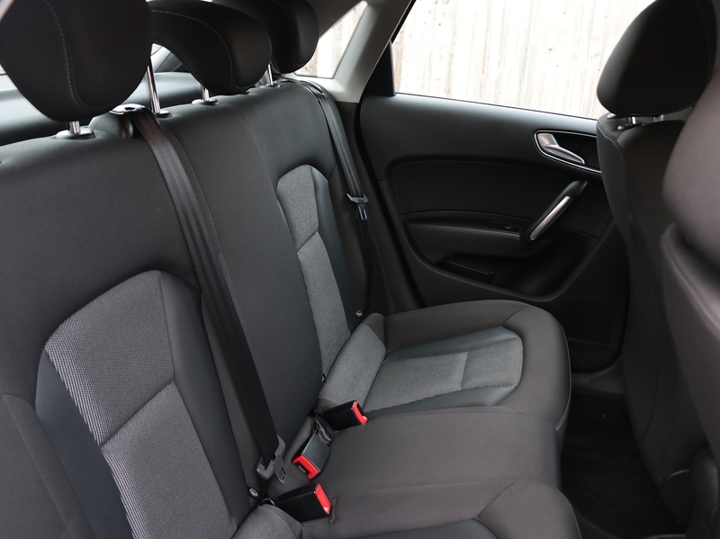 Audi 1.0 TFSI SPORT SPORTBACK 5DR PETROL S TRONIC AUTO BLUETOOTH DAB STEREO CD PAYER PARKING AIDS JUST 2 OWNERS SAME OWNER FOR 3 YEARS ONLY 21000 MILES SH 72-74 Mitcham Road