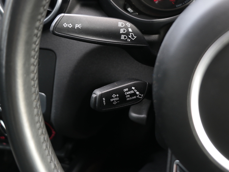 Audi 1.0 TFSI SPORT SPORTBACK 5DR PETROL S TRONIC AUTO BLUETOOTH DAB STEREO CD PAYER PARKING AIDS JUST 2 OWNERS SAME OWNER FOR 3 YEARS ONLY 21000 MILES SH 72-74 Mitcham Road