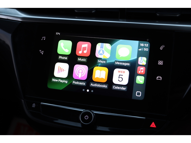 Vauxhall 1.2 ELITE HATCHBACK 5DR PETROL MANUAL HEATED SEATS SAT NAV BLUETOOTH APPLE CARPLAY REAR CAM PARKING AIDS JUST 2 OWNERS 41000 MILES FSH NO ULEZ CHARGE 72-74 Mitcham Road