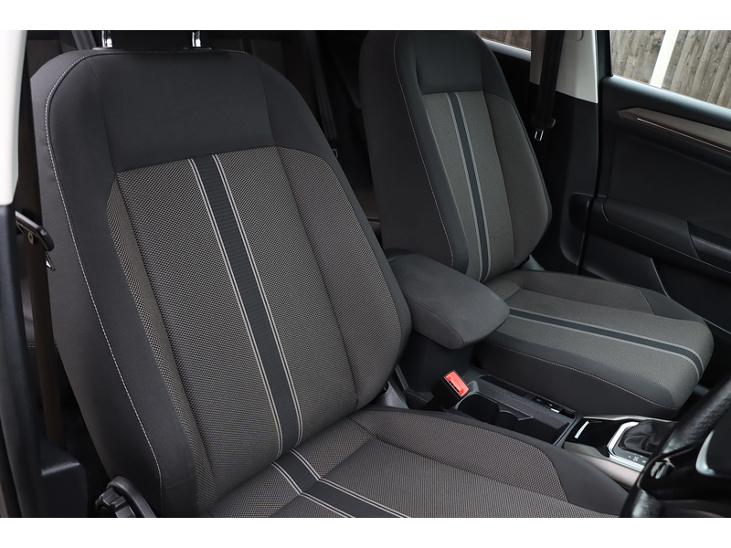 Volkswagen 1.5 TSI GPF EVO DESIGN SUV 5DR PETROL DSG AUTO SATNAV BLUETOOTH DAB STEREO APPLE CARPLAY PARKING AIDS JUST 2 OWNERS ONLY 28000 MILES SH NO ULEZ CHARGE 72-74 Mitcham Road