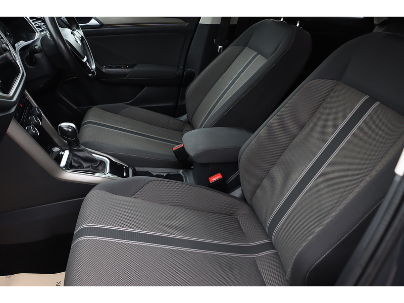 Volkswagen 1.5 TSI GPF EVO DESIGN SUV 5DR PETROL DSG AUTO SATNAV BLUETOOTH DAB STEREO APPLE CARPLAY PARKING AIDS JUST 2 OWNERS ONLY 28000 MILES SH NO ULEZ CHARGE 72-74 Mitcham Road