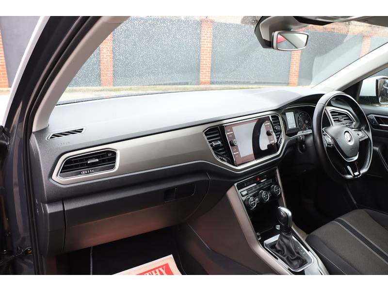 Volkswagen 1.5 TSI GPF EVO DESIGN SUV 5DR PETROL DSG AUTO SATNAV BLUETOOTH DAB STEREO APPLE CARPLAY PARKING AIDS JUST 2 OWNERS ONLY 28000 MILES SH NO ULEZ CHARGE 72-74 Mitcham Road