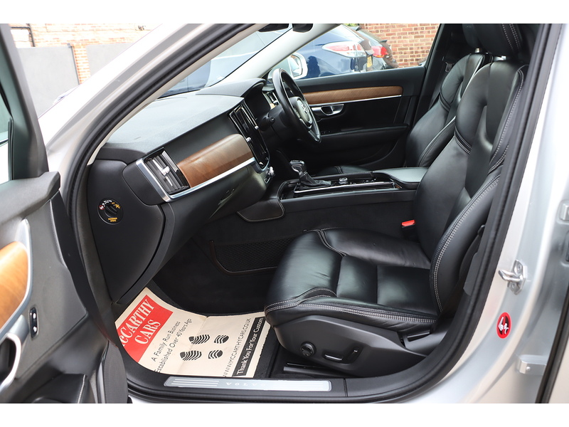 Volvo 2.0 D5 PowerPulse Inscription Saloon 4dr Diesel Auto AWD Euro 6 (s/s) (235 ps) 72-74 Mitcham Road