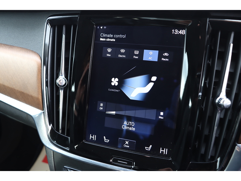 Volvo 2.0 D5 PowerPulse Inscription Saloon 4dr Diesel Auto AWD Euro 6 (s/s) (235 ps) 72-74 Mitcham Road