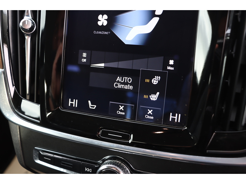 Volvo 2.0 D5 PowerPulse Inscription Saloon 4dr Diesel Auto AWD Euro 6 (s/s) (235 ps) 72-74 Mitcham Road