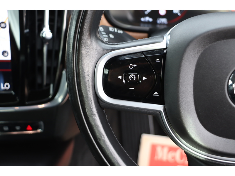 Volvo 2.0 D5 PowerPulse Inscription Saloon 4dr Diesel Auto AWD Euro 6 (s/s) (235 ps) 72-74 Mitcham Road