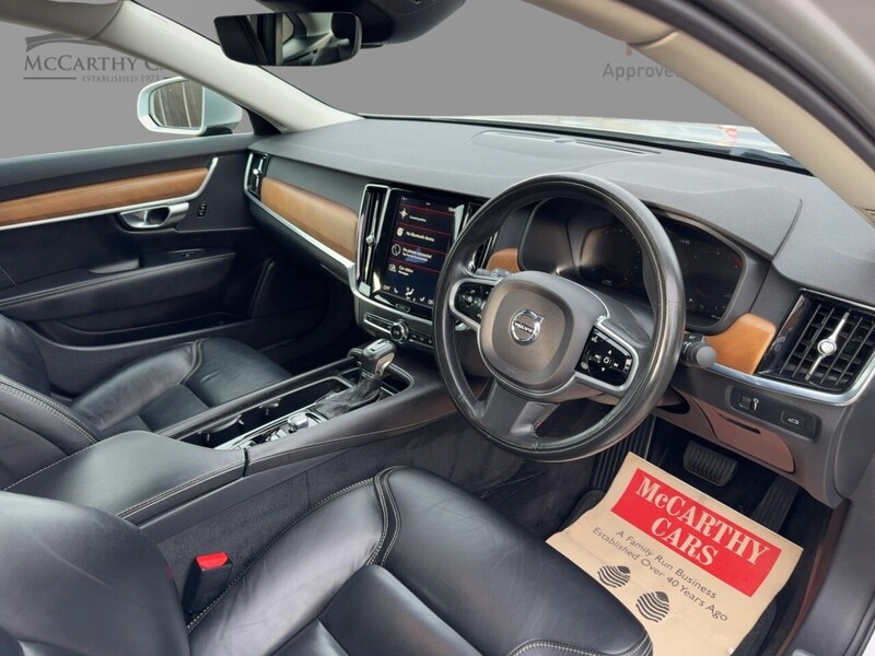 Volvo 2.0 D5 PowerPulse Inscription Saloon 4dr Diesel Auto AWD Euro 6 (s/s) (235 ps) 72-74 Mitcham Road